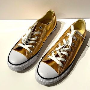 Converse Lowtops